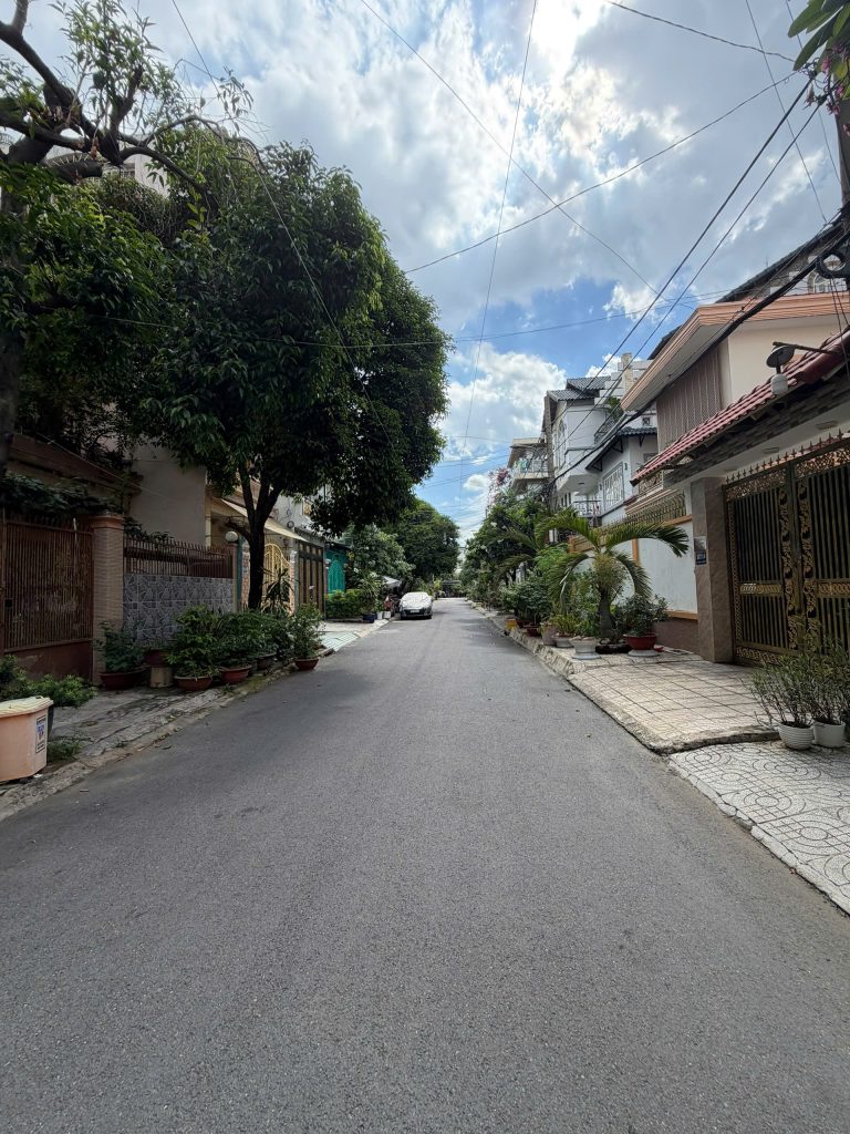 hẻm đẹp lê văn thọ