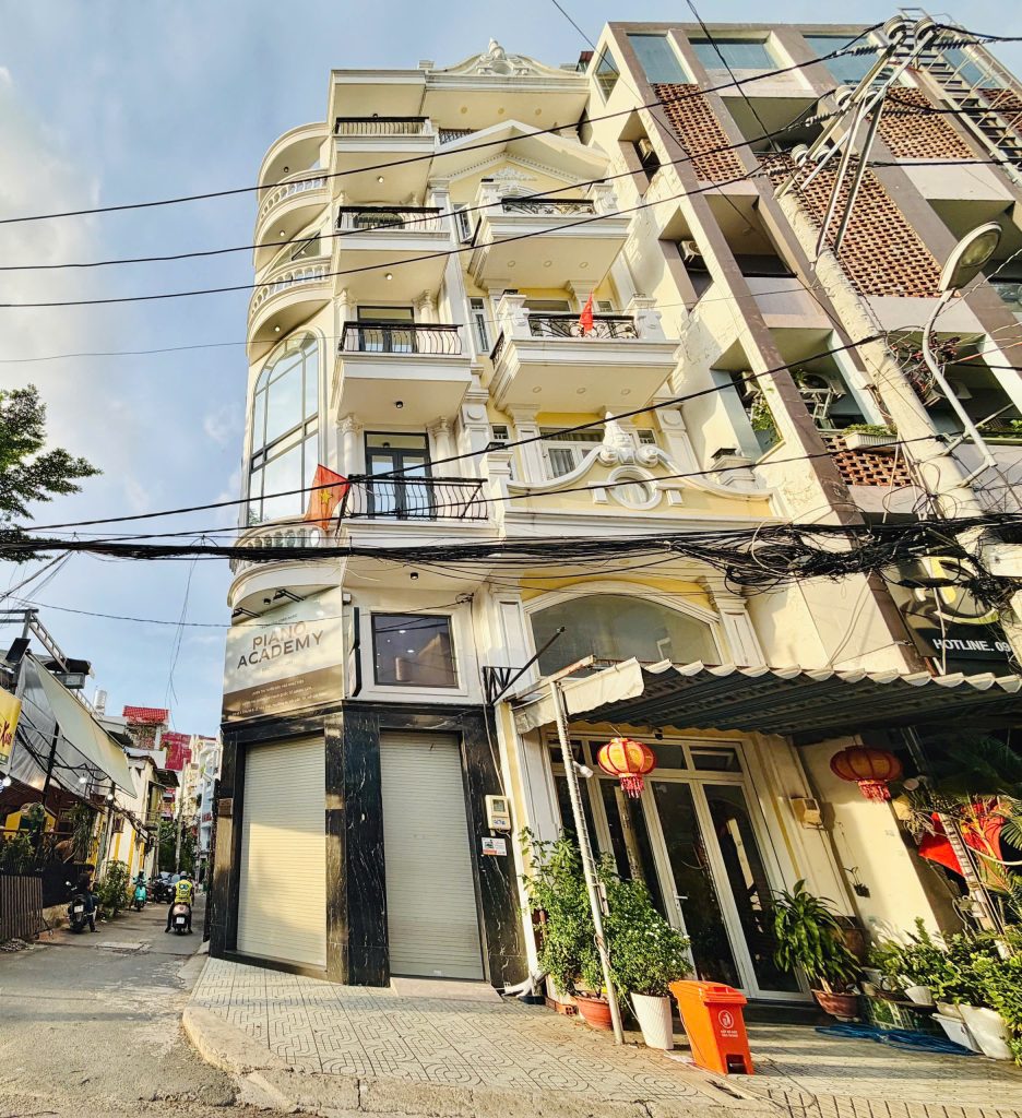 Nhà Góc 2 Mặt Tiền Hẻm 549 Lê Văn Thọ – Thang Máy, Đường 8m Có Lề, Giá Chỉ 12.8 Tỷ